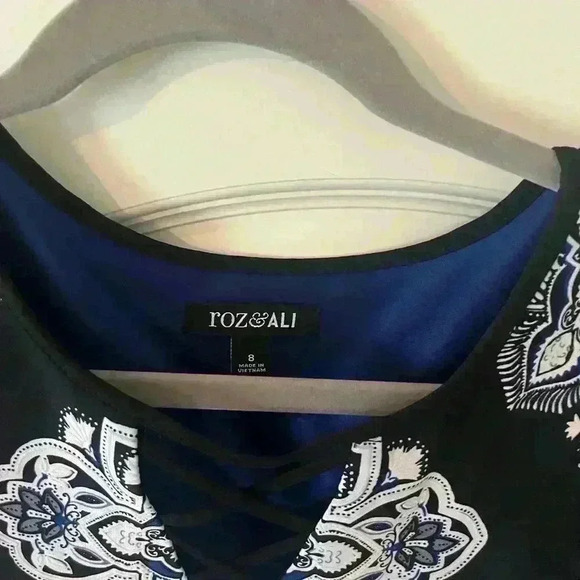 Roz & Ali Beautiful Pattern Dress Womens SZ 8 - Picture 2 of 7